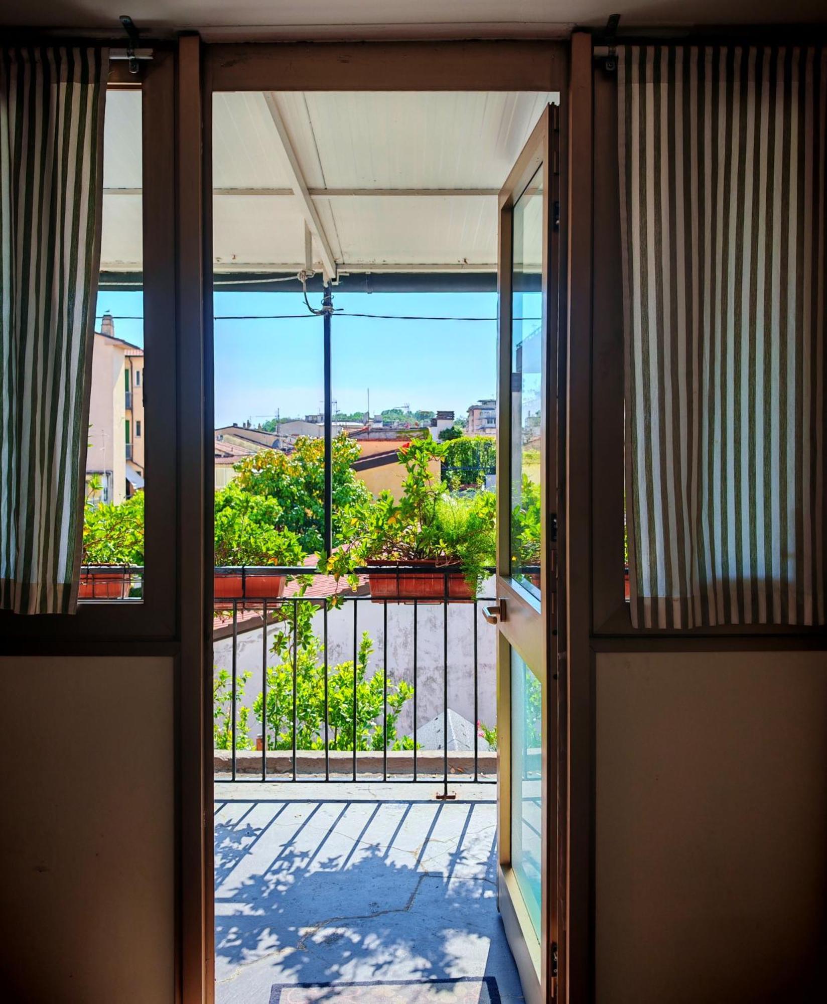 Villa Serena Viareggio Bagian luar foto
